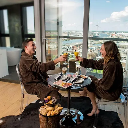 Skynooz-exclusive Privé Wellness Penthouse Apartamento